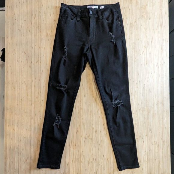 YMI High Rise Black Distressed Jeans Perfect Condition Sized 7 - Picture 2 of 10